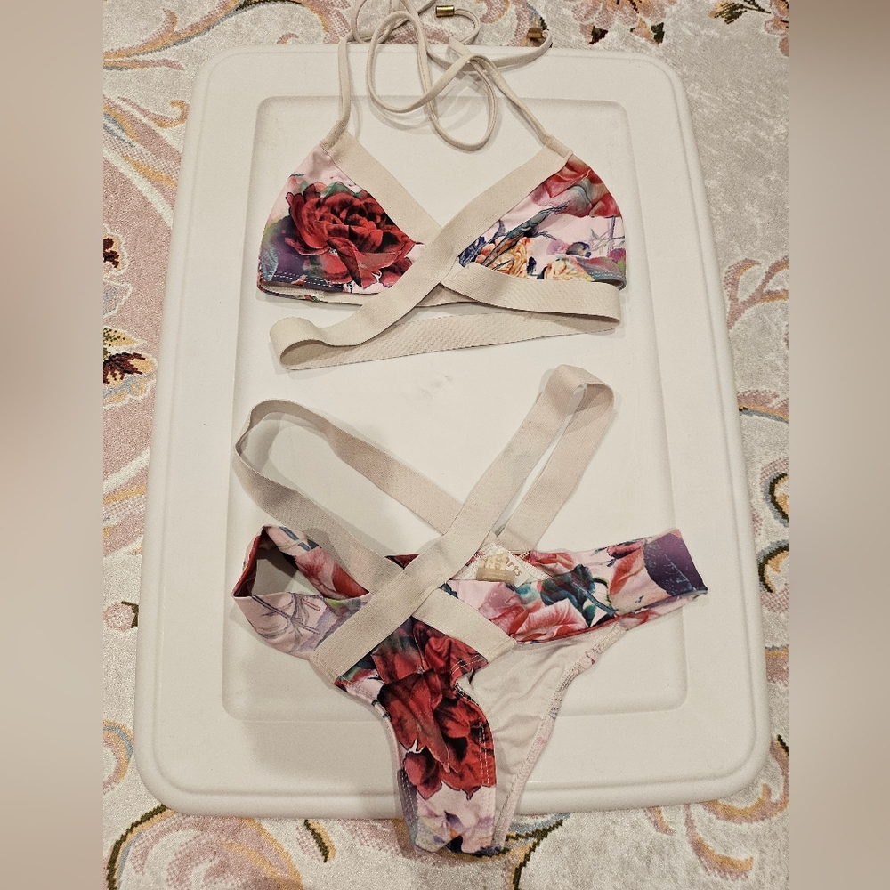 Private arts floral bikini 2 piece medium